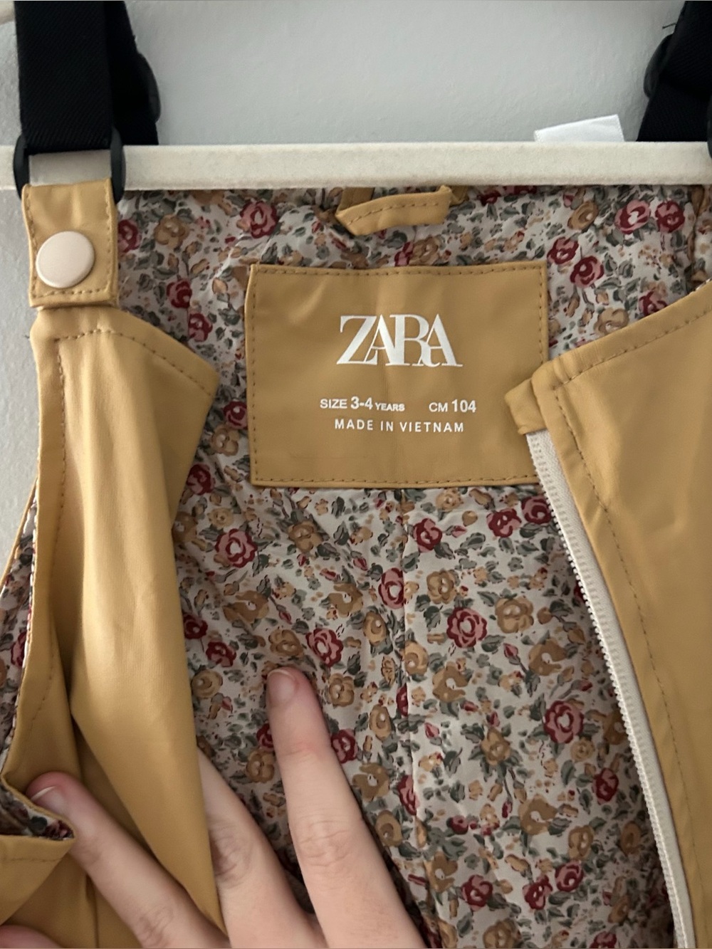 Zara Floral Rainsuit - Picture 10 of 14